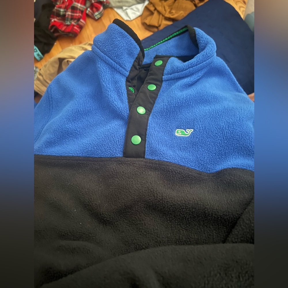 Boys size large Vineyard Vines half snap jacket